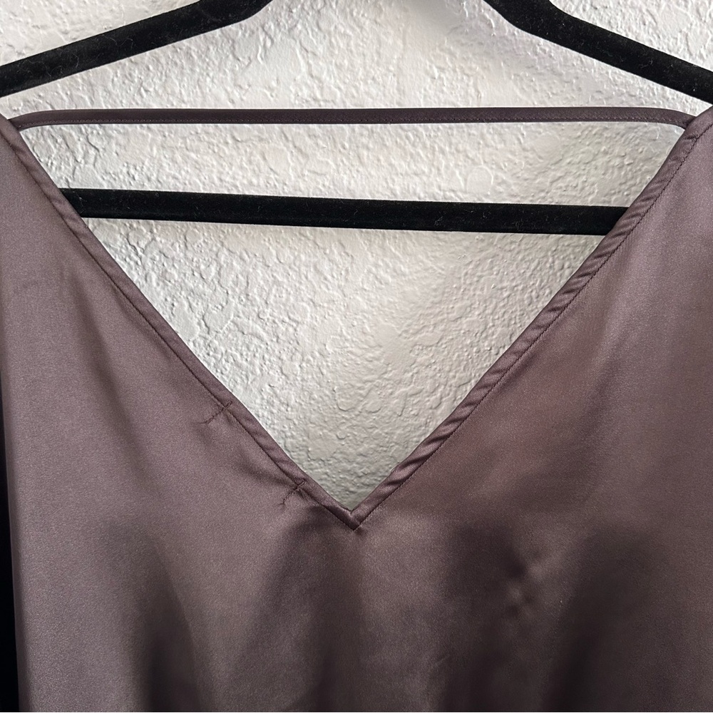 Pleione Chocolate Brown Satin Front Twist Blouse XL V Neck Dolman Sleeve - Picture 8 of 12